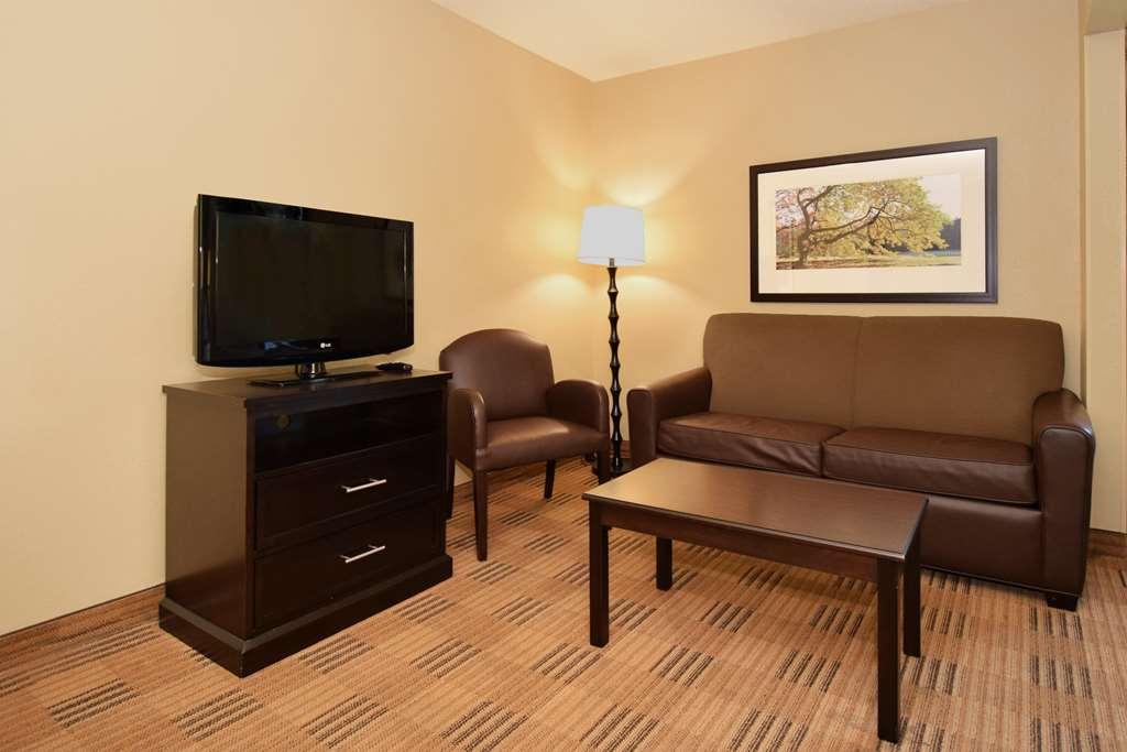 Extended Stay America Select Suites - Raleigh - Cary - Regency Parkway South Room photo